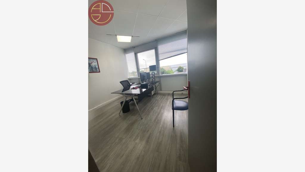 Bureaux à louer 128m² à Toulouse Zone Thibaut