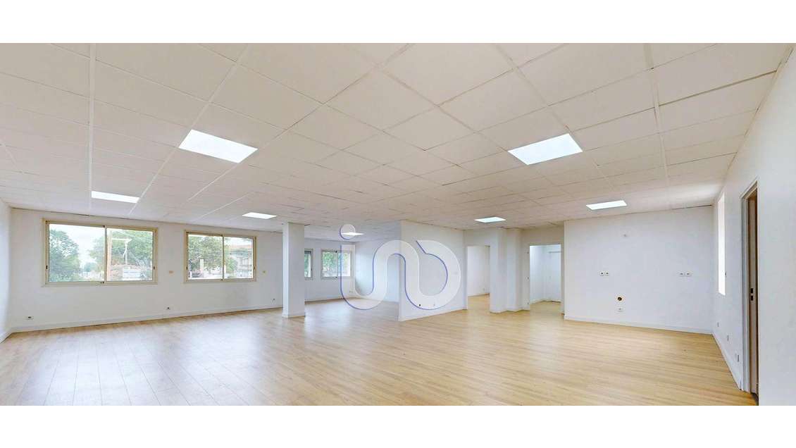 Location bureaux 210m² belle  visibilité Toulouse