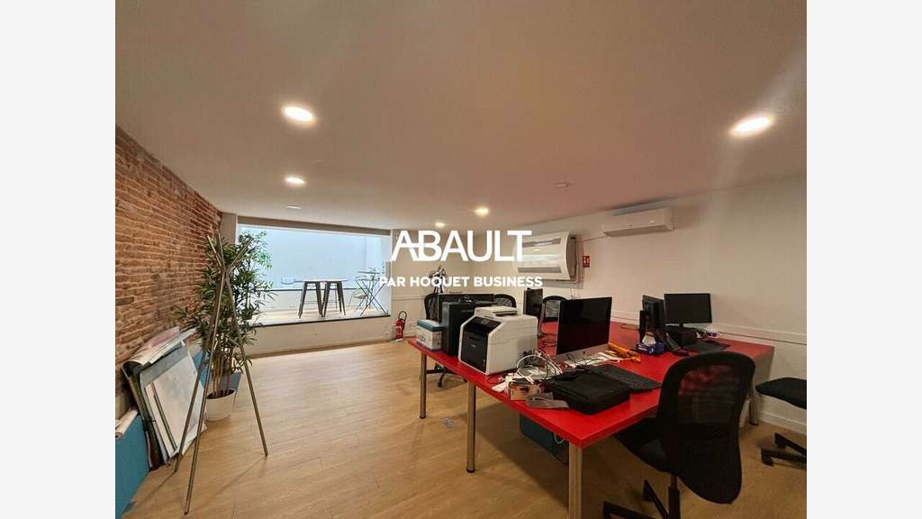 A louer bureaux de 355m² en RDC en centre Toulouse