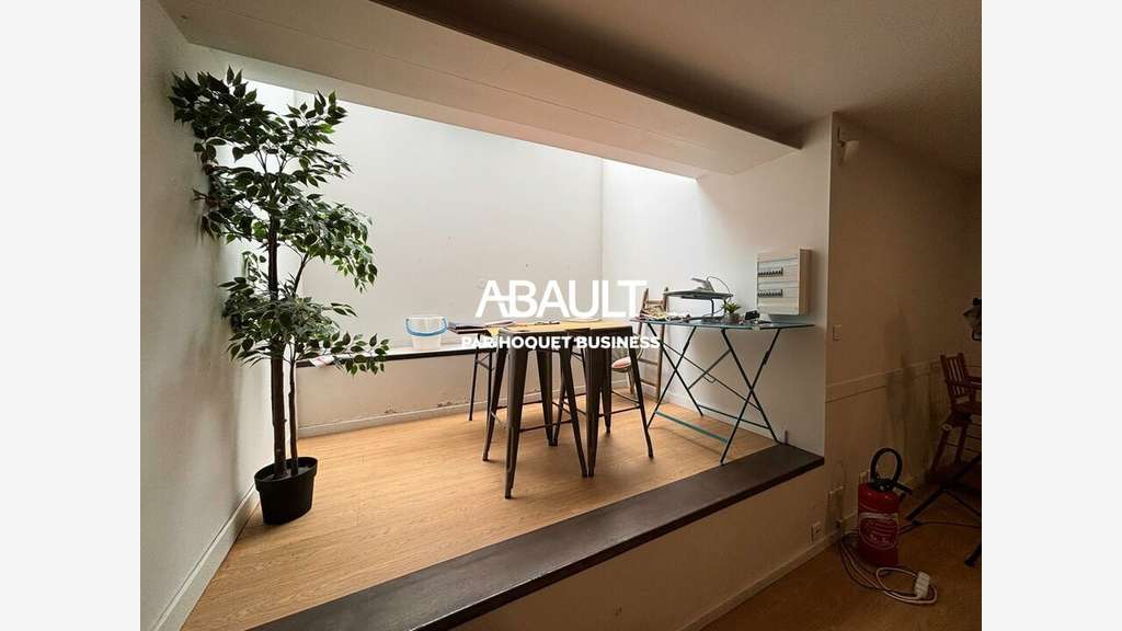A louer bureaux de 355m² en RDC en centre Toulouse