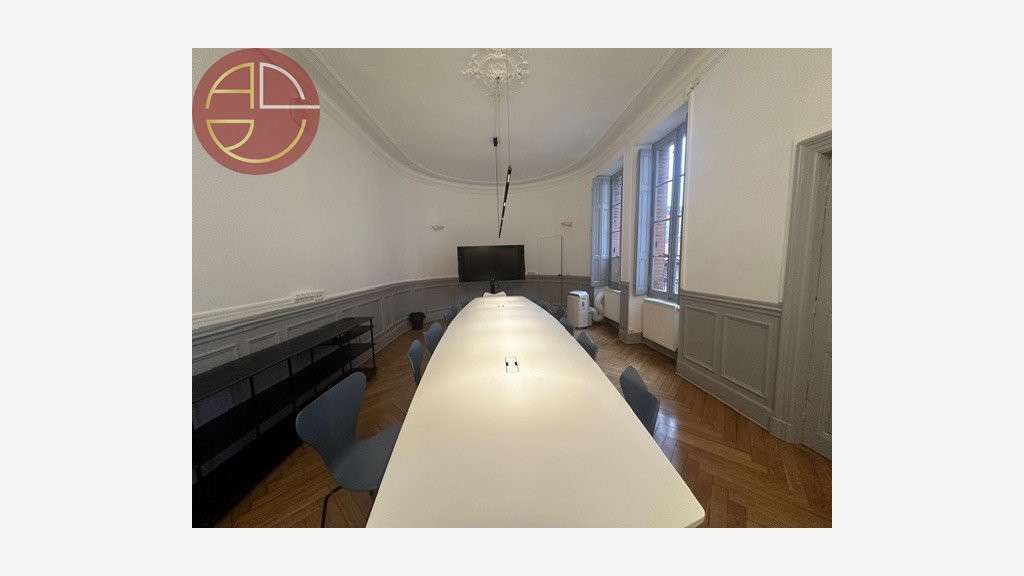 A louer bureaux 260m² R+1 Toulouse Palais Justice