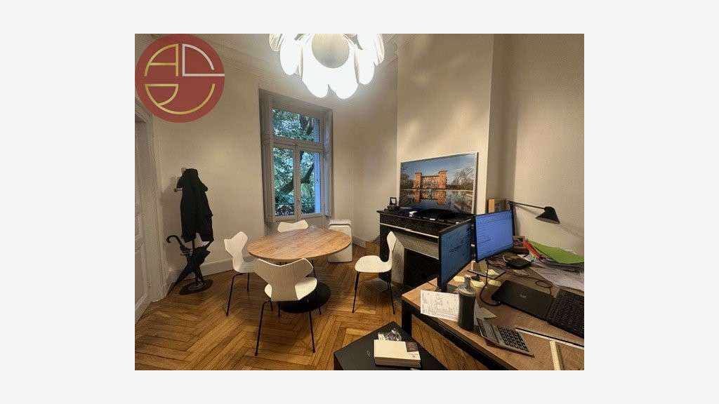 A louer bureaux 260m² R+1 Toulouse Palais Justice
