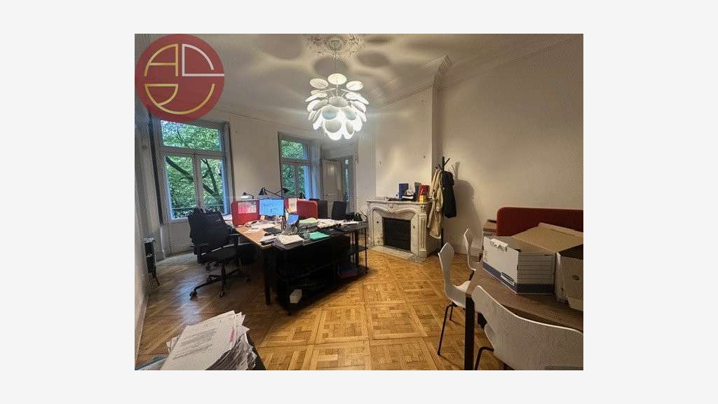 A louer bureaux 260m² R+1 Toulouse Palais Justice