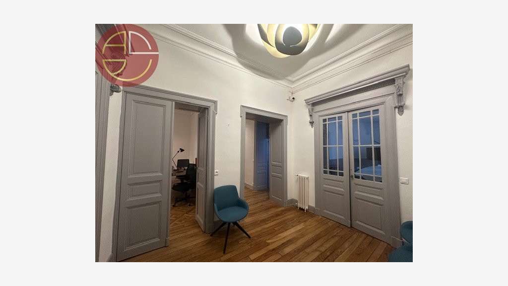 A louer bureaux 260m² R+1 Toulouse Palais Justice