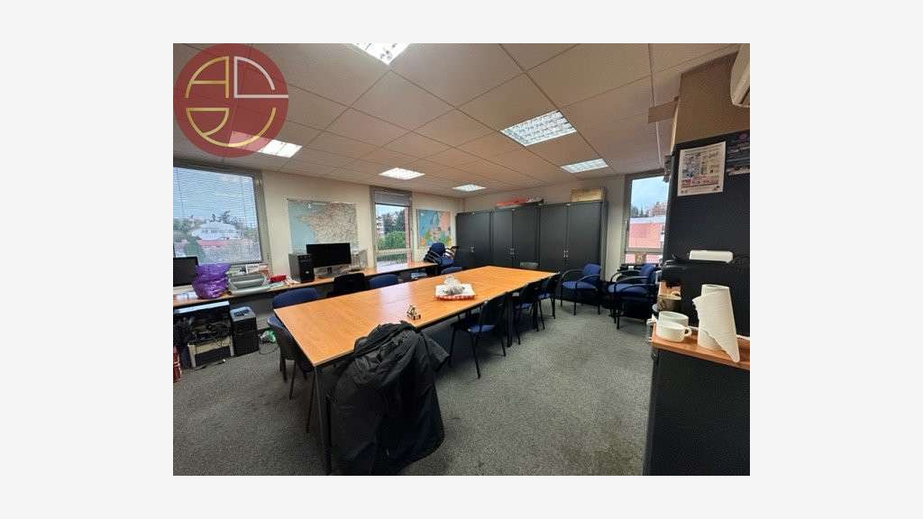 Location bureaux 300m² Toulouse Sud Est Limayrac