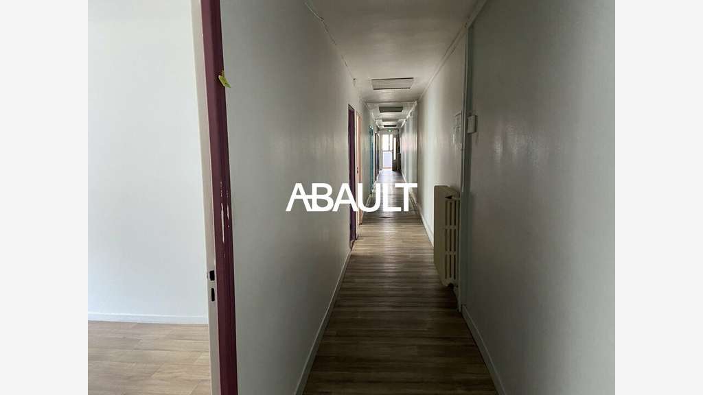 Bureaux 250m² R+1 à louer à Toulouse