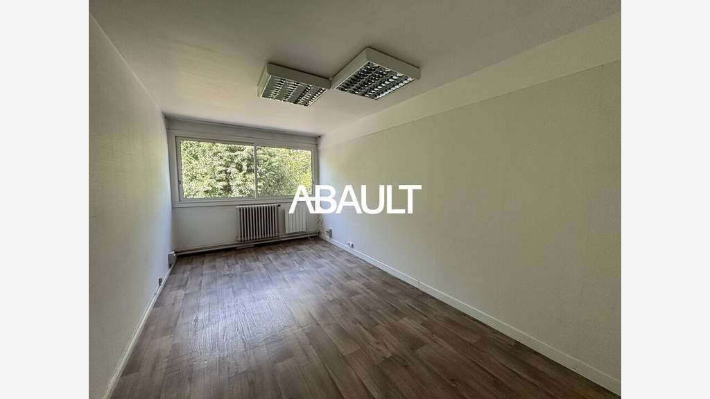 Bureaux 250m² R+1 à louer à Toulouse