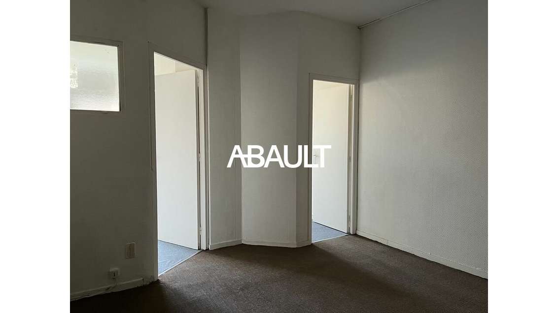 A louer bureaux R+2 à Toulouse Allées Jean Jaurès