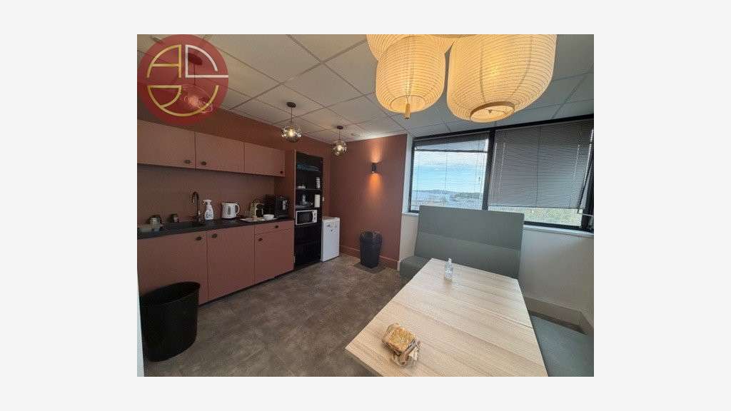 A louer bureau 323m² R+4 à Toulouse Sud-Ouest