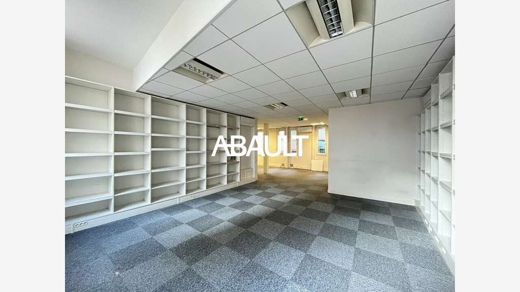 Bureaux 180m² R+1 à louer à Toulouse hyper centre