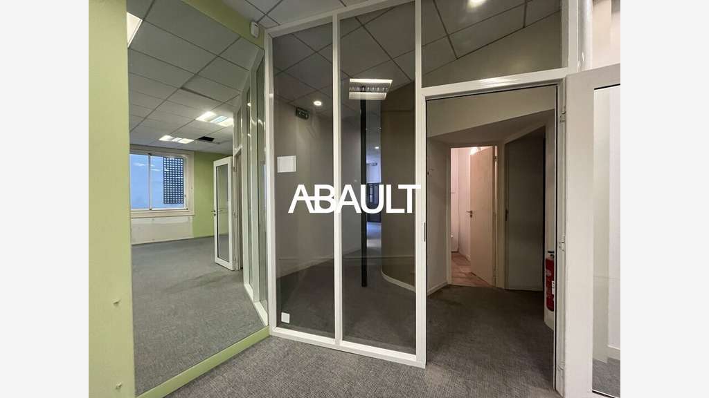 Bureaux 180m² R+1 à louer à Toulouse hyper centre