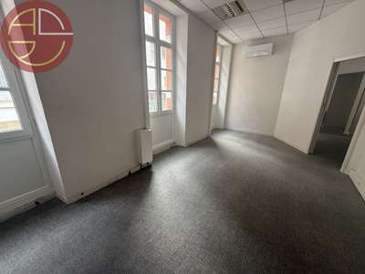 A louer bureaux 180m² R+1 à Toulouse hypercentre