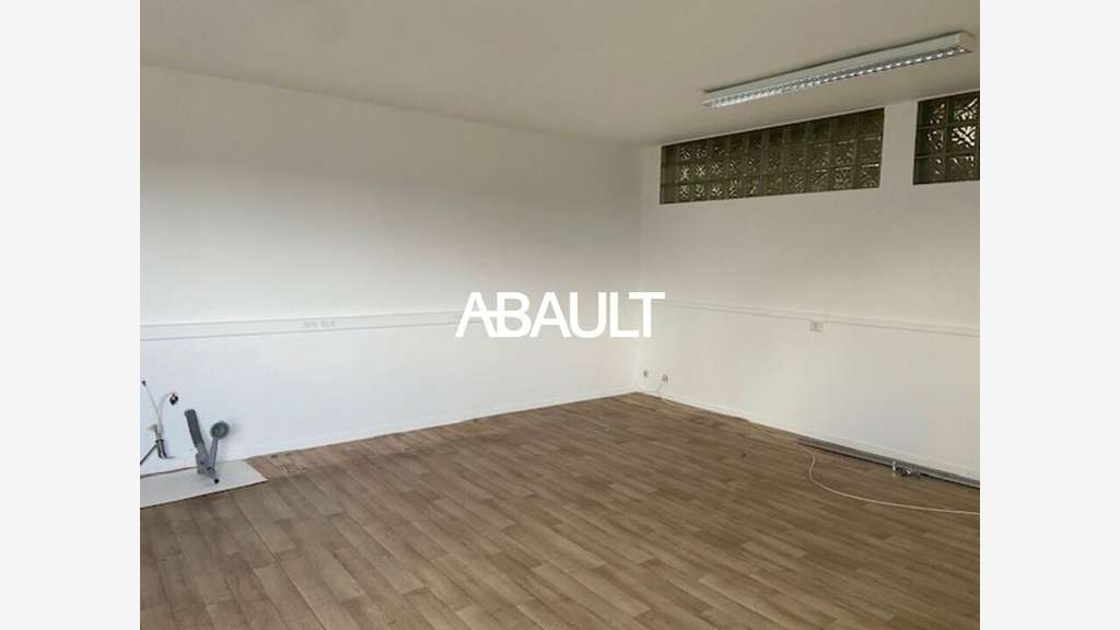 A louer bureaux de 170m² R+1 à Toulouse centre