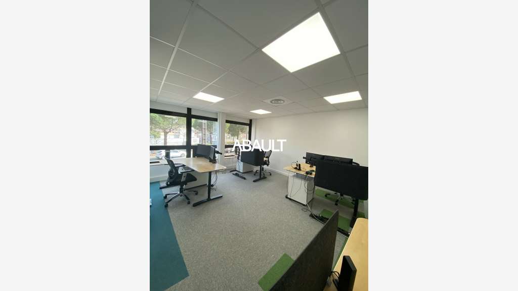 Bureaux 108m² à louer Toulouse Jolimont, Roseraie