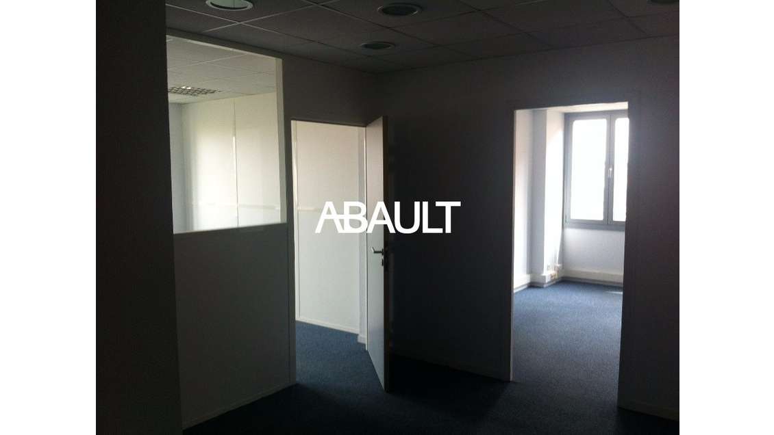 Bureaux 80m² R+8 à louer à Toulouse allées Jaurès