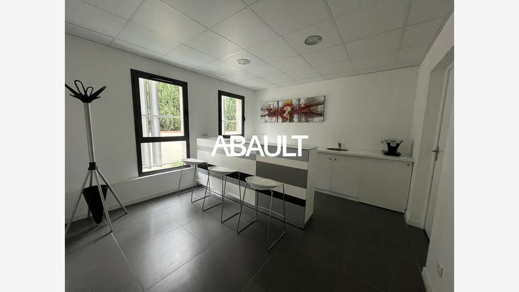Bureaux clés en main 65m² R+1 à louer à Toulouse