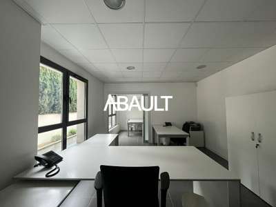 Bureaux clés en main 65m² R+1 à louer à Toulouse