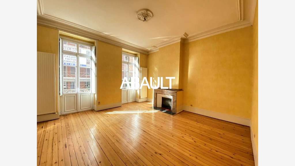 A louer bureaux 180m² R+1 à Toulouse Rue Bayard