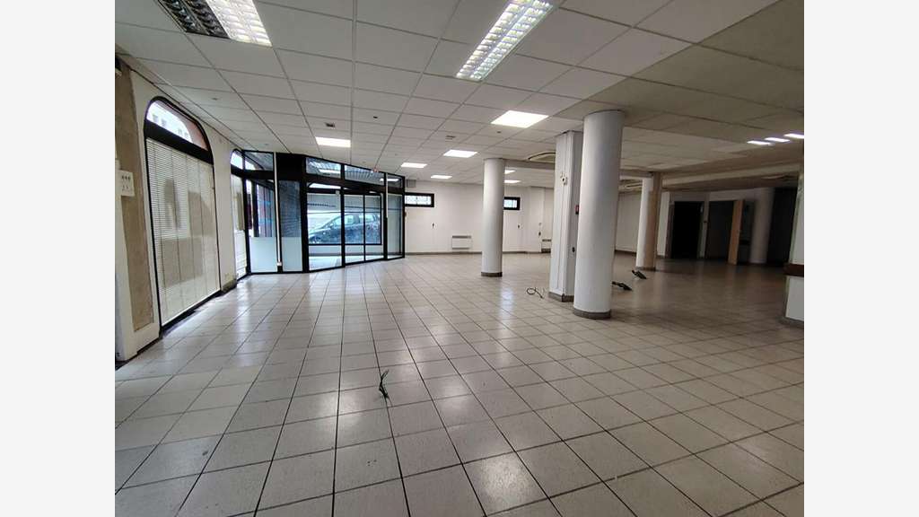 Loue bureaux de 195m² à Toulouse Bonnefoy
