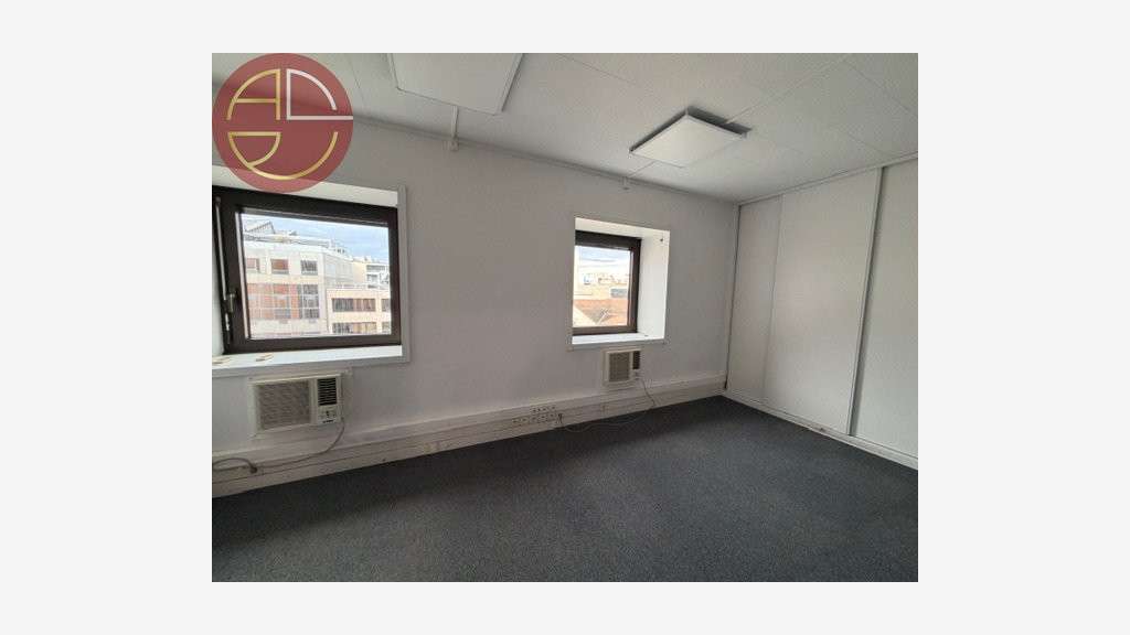 A louer bureaux R+8 à Toulouse Compans-Caffarelli