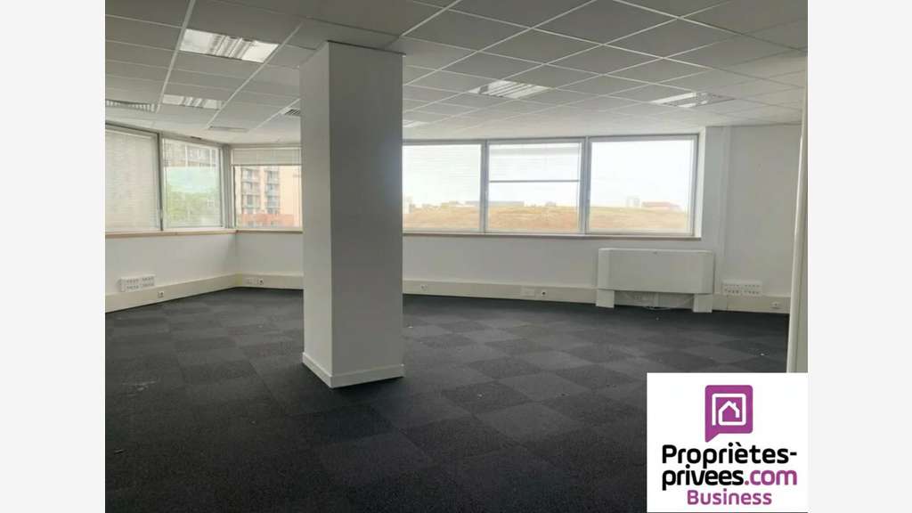 A louer bureaux 2076m² Toulouse Compans-Caffarelli