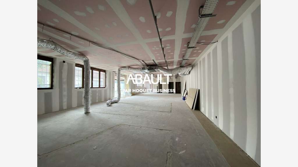Bureaux 225m² RDC à louer à Toulouse 