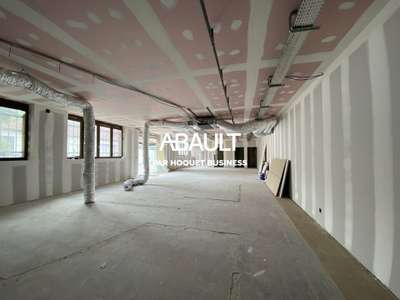Bureaux 225m² RDC à louer à Toulouse 