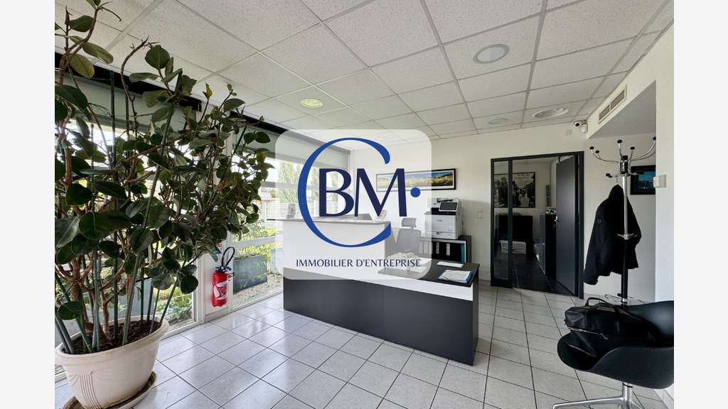 A louer bureaux 170m² zone Thibault / Monlong