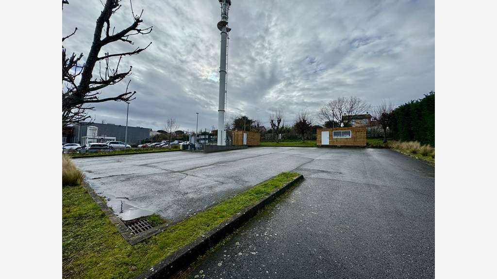 A louer bureaux 170m² zone Thibault / Monlong