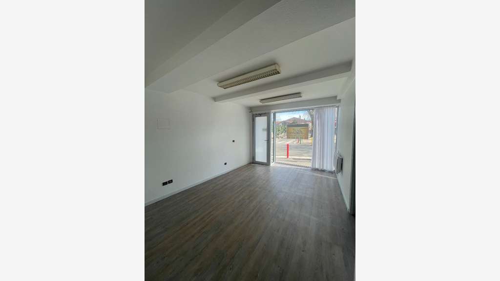 Loue bureaux de 37m² à rue Louis Vestrepain