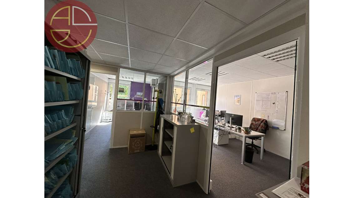 Location bureaux 195m² R+1 à Toulouse Médiathèque