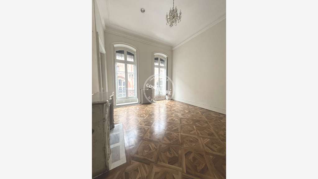 Bureaux de 200m² à louer à Toulouse hypercentre