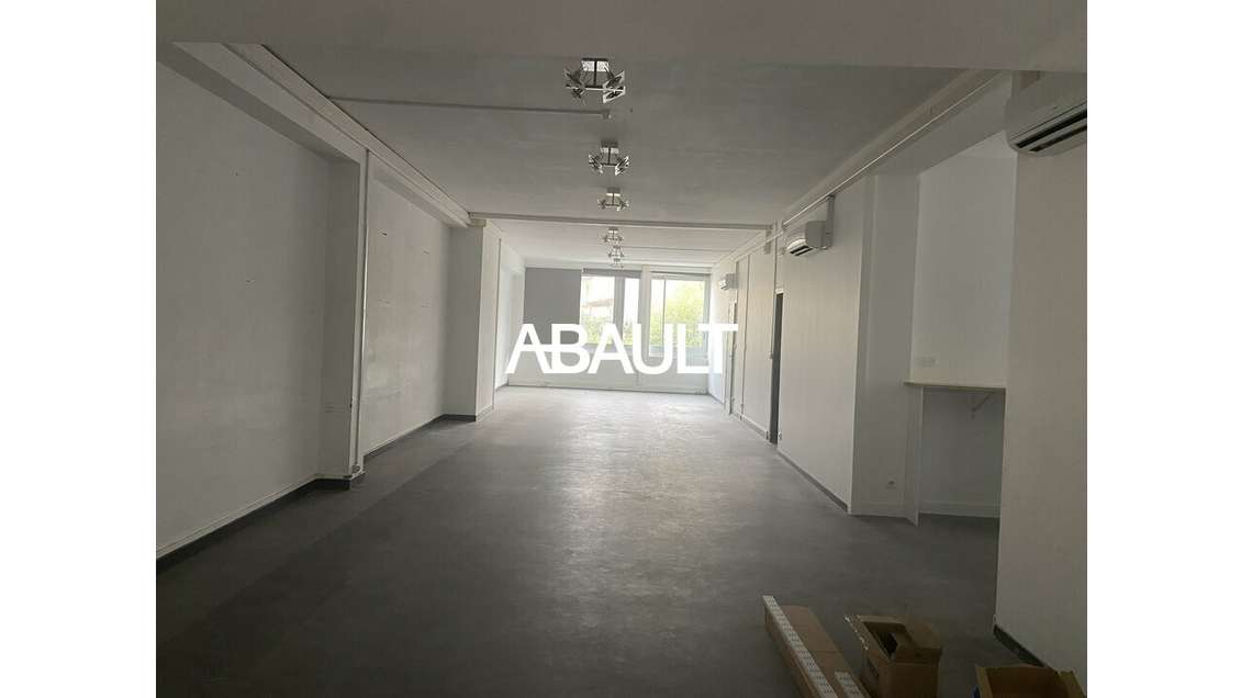 Bureaux de 120m² à louer au 1er étage à Toulouse