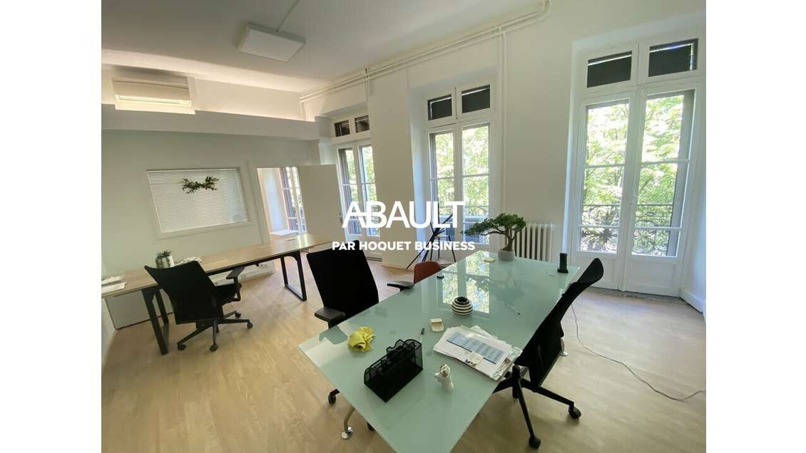 Bureaux 182m² à louer Place Esquirol, Toulouse