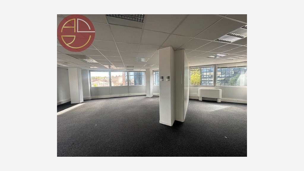 A louer bureaux 326m² à Toulouse hypercentre