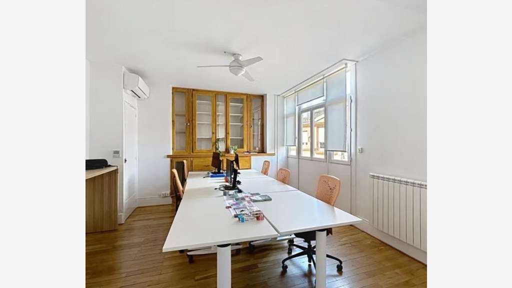 A louer bureaux de 130m² à Toulouse Grand Rond