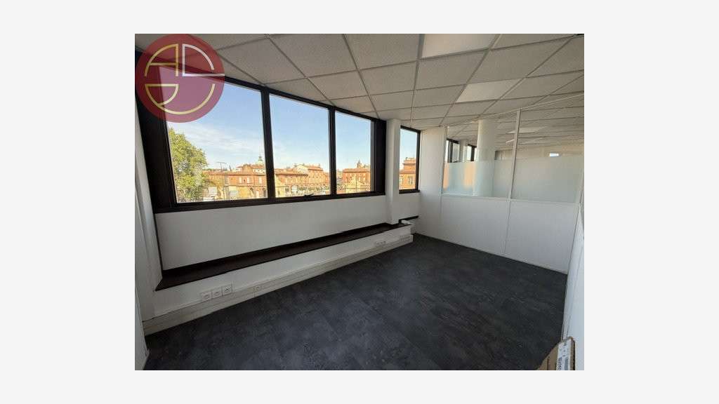 Bureaux de 249m² à louer à Toulouse Saint-Cyprien