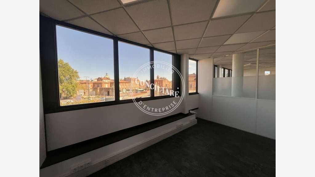 BUREAUX à louer dans le 31