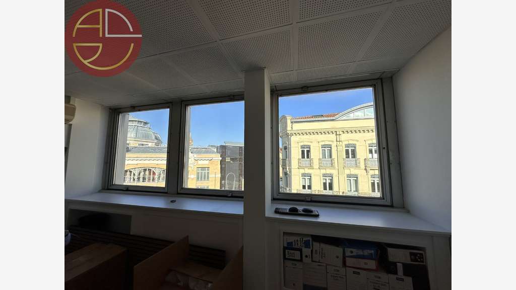 A louer bureaux 100m² R+1 à Toulouse hypercentre