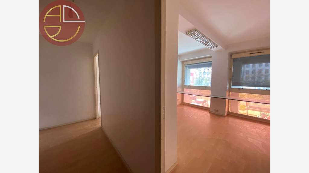 Location bureaux 39m² R+1 à Toulouse Jean Jaurès