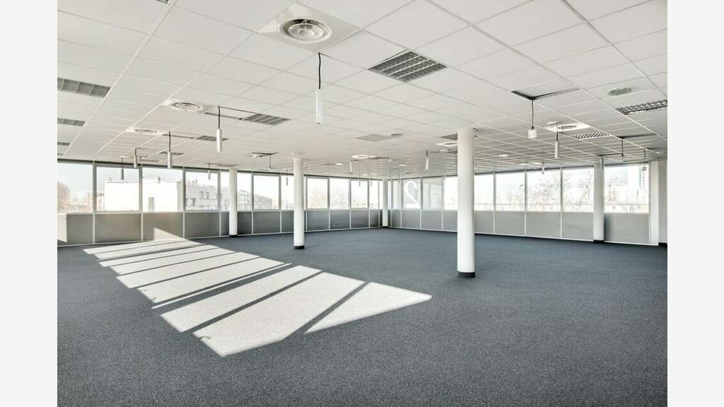 A louer bureaux 296m² à Toulouse proche Oncopôle