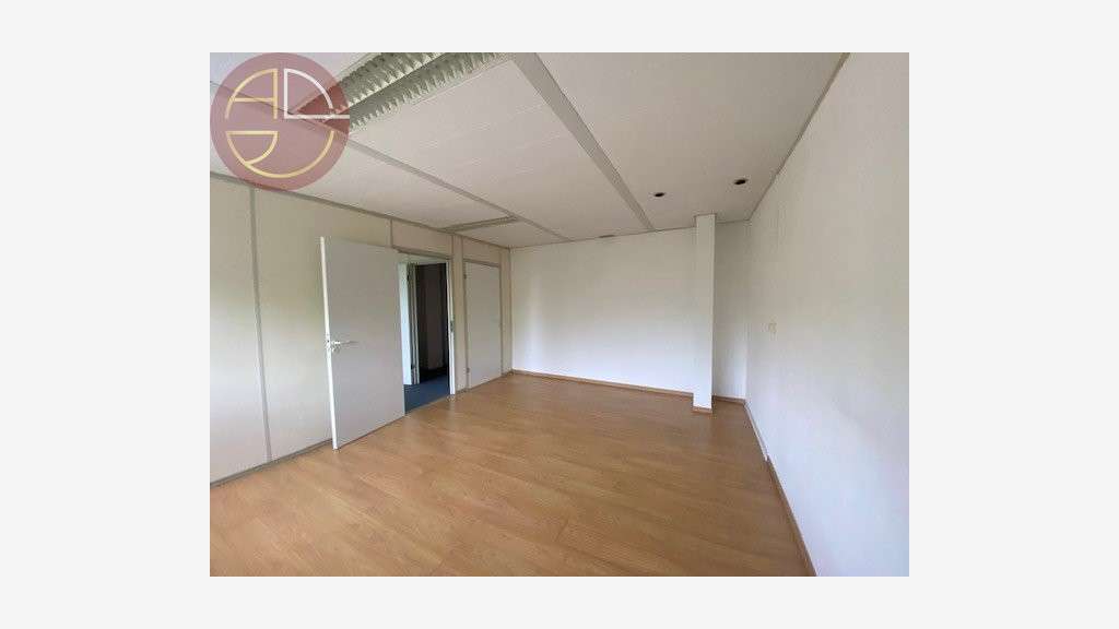 Location bureaux 52m² R+1 à Toulouse Basso Combo