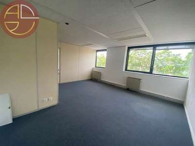 Location bureaux 52m² R+1 à Toulouse Basso Combo