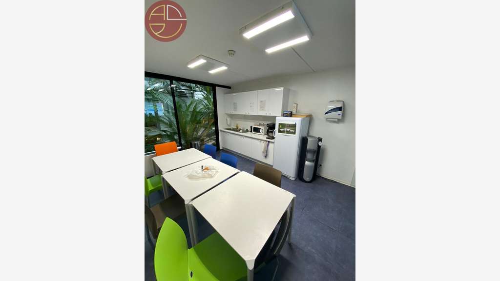 A louer bureaux 382m² à Toulouse ZI Thibaud