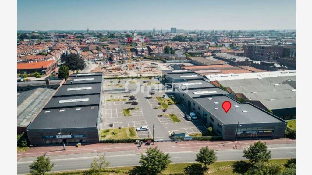 A louer bureau de 60m² en R+1 en ZA à Tourcoing