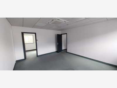Locations bureaux 300m² proche  Albertville