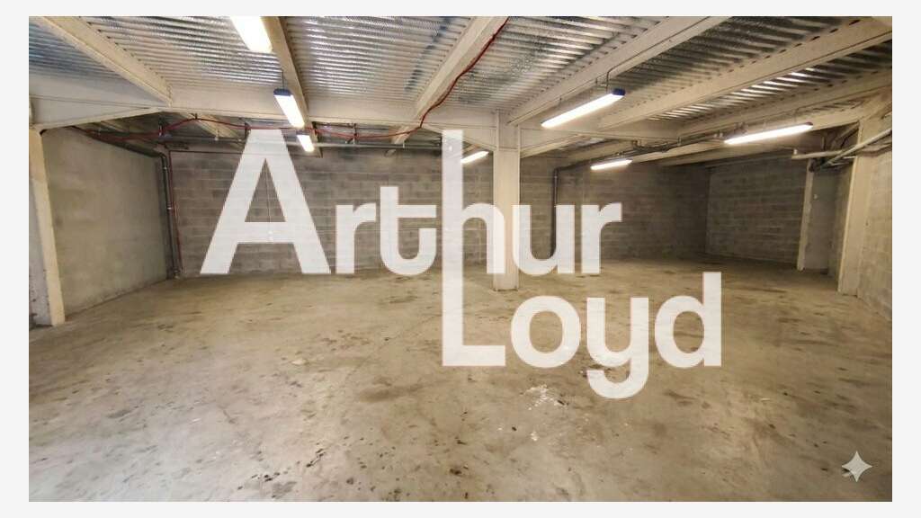 Local commercial 201m² à louer RDC Tournon (73460)
