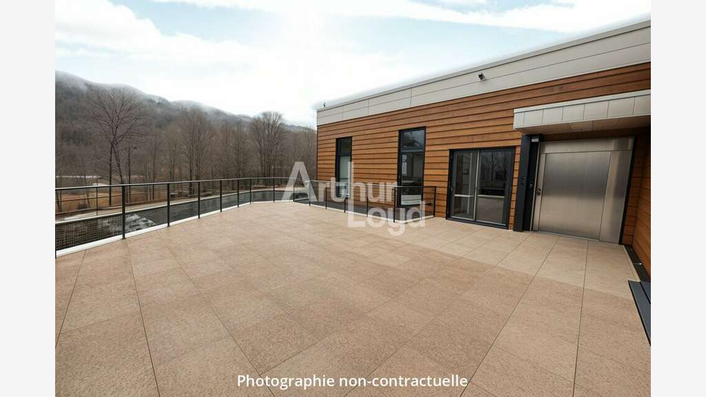 Bureaux 56m² R+1 à louer à Tournon (73460)