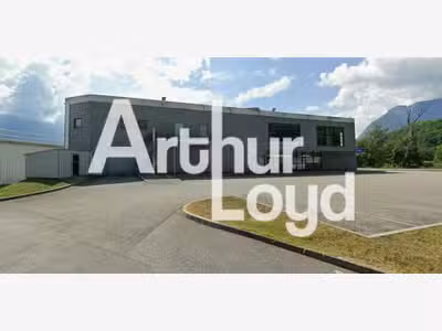 Bureaux 56m² R+1 à louer à Tournon (73460)