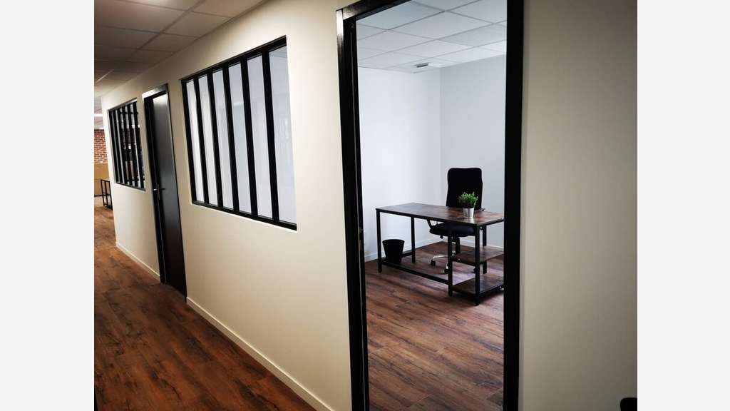 À louer – Espace de coworking et bureaux privés de